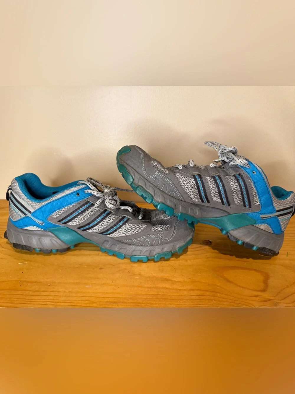 Adidas Kanadia TR 2 Trail Running Hiking Shoes